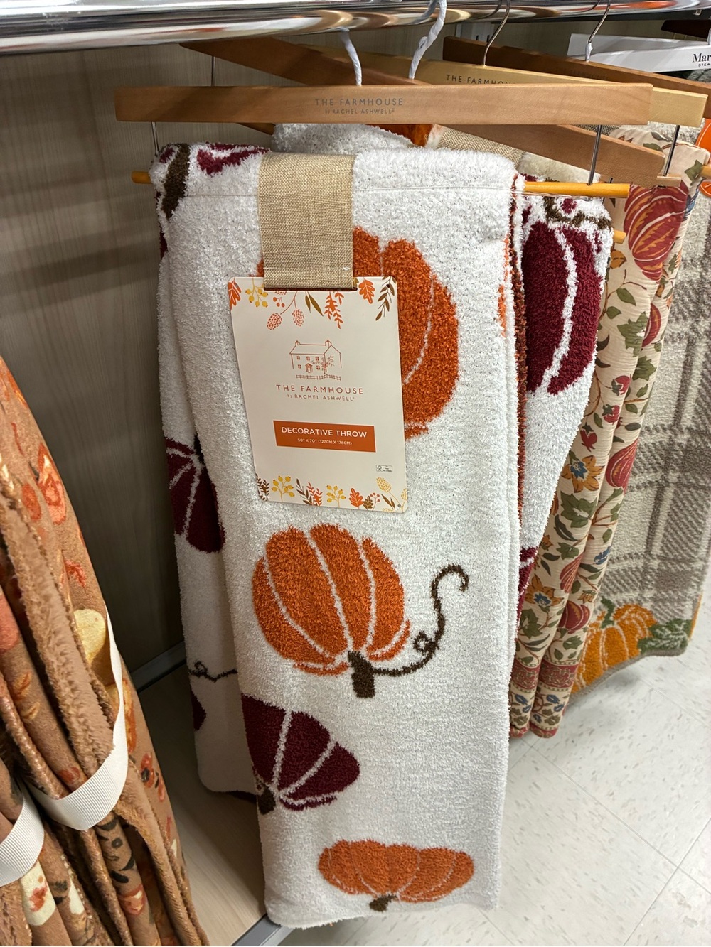 The Farmhouse White Pumpkin-Print Decorative Throw - Orange & Burgundy